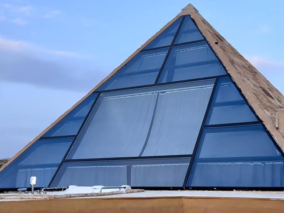 ホテル Deadsea Octagon マダバ エクステリア 写真