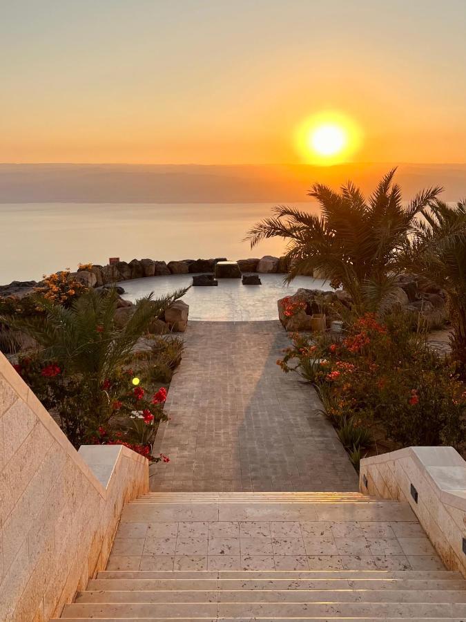 ホテル Deadsea Octagon マダバ エクステリア 写真