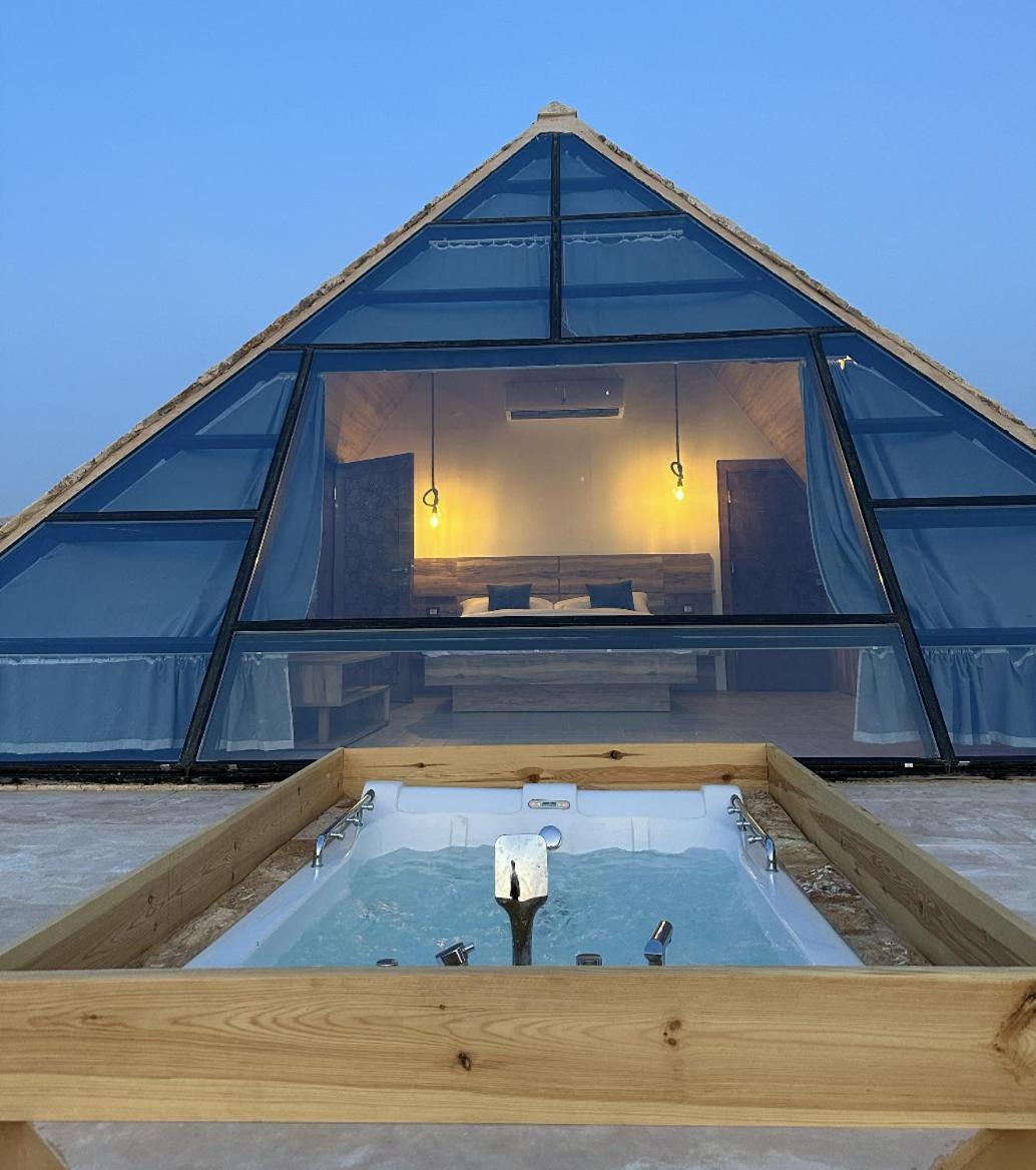 ホテル Deadsea Octagon マダバ エクステリア 写真